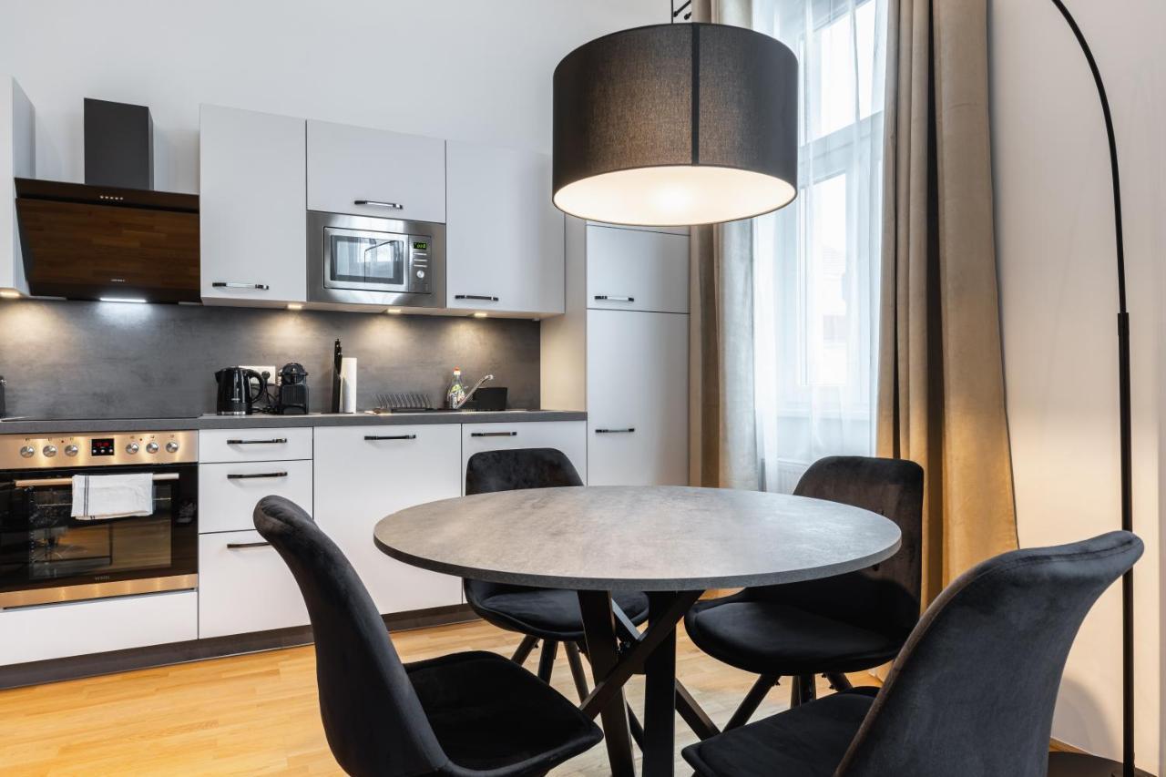 Trendy Apt With - Smart Tv, Coffee Machine In Meidling 비엔나 외부 사진