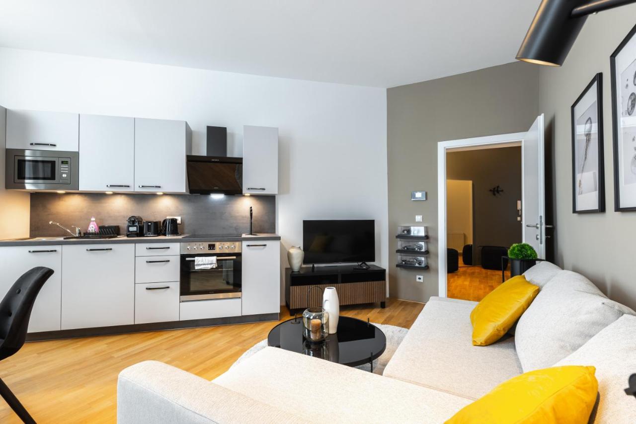 Trendy Apt With - Smart Tv, Coffee Machine In Meidling 비엔나 외부 사진